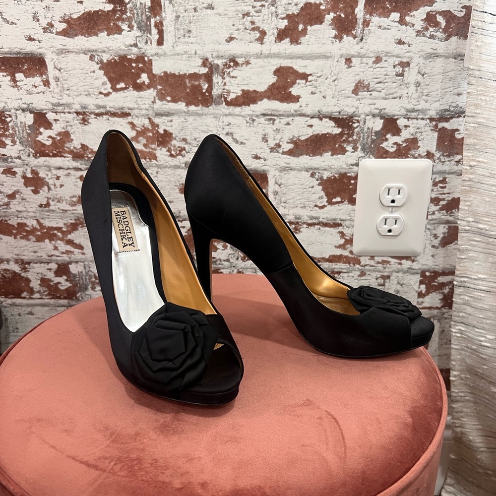 Badgley Mischka Black Satin Peep-Toe Pumps with Rosette detail